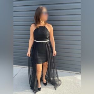 Black Sparkly Dress + Train 🖤✨